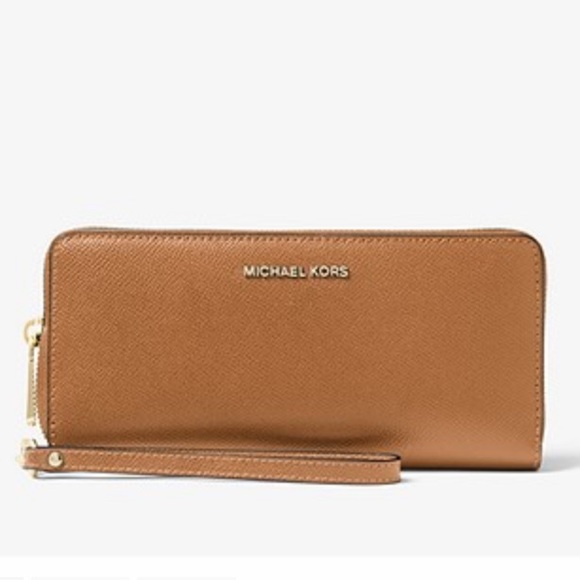 leather continental wristlet